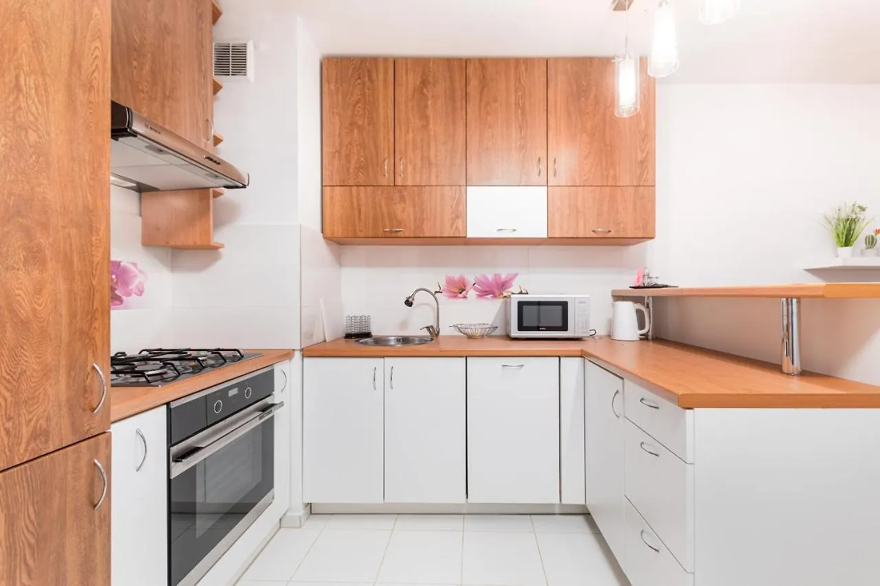 Wiartel 8 By Homeprime Warsaw Apartment